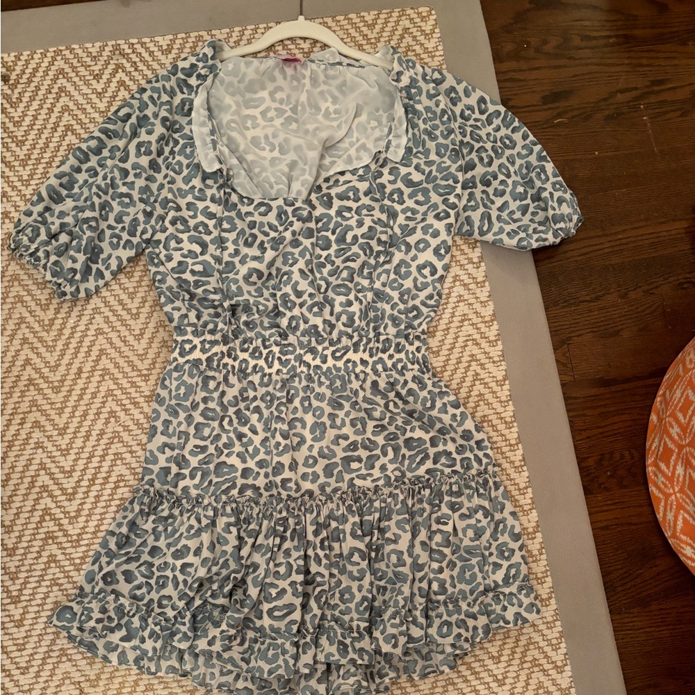 Super cute dress from south moon under Large